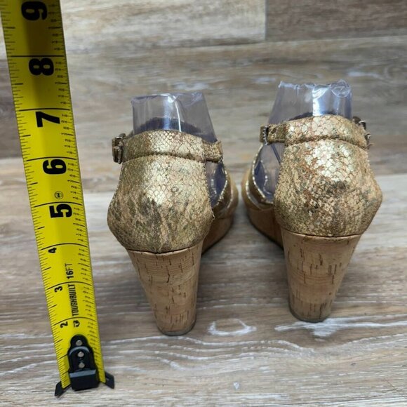 Alfani Jersey Cork Wedge Gold Reptile Pattern Strappy Sandal Women's Size 9 - Picture 3 of 6